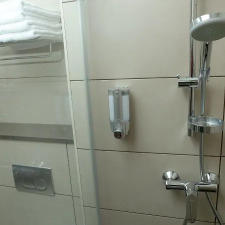 阿尔米拉尔公寓 滨海略雷特