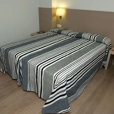 Almirall Apartament *