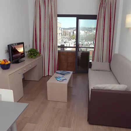 Almirall * リョレート・デ・マル