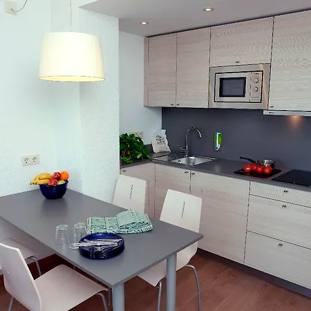 Almirall * リョレート・デ・マル