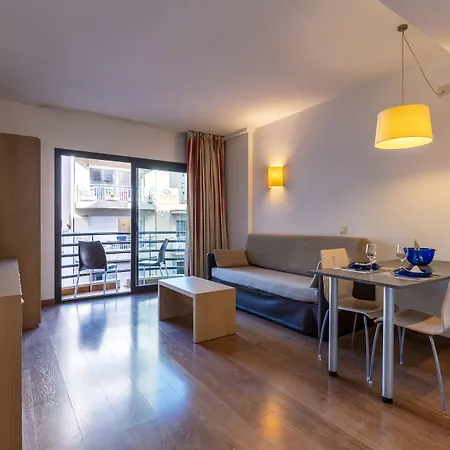 Almirall * リョレート・デ・マル